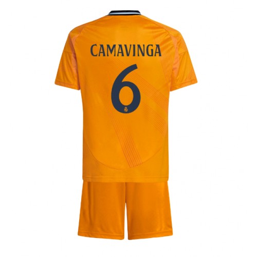 Fotballdrakt Barn Real Madrid Eduardo Camavinga #6 Bortedraktsett 2024-25 Kortermet (+ Korte bukser)